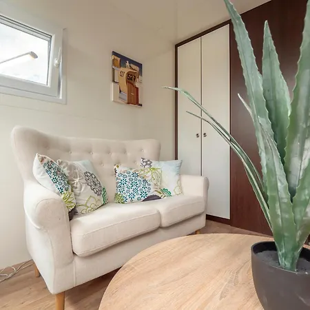 Filippa بوتيل *